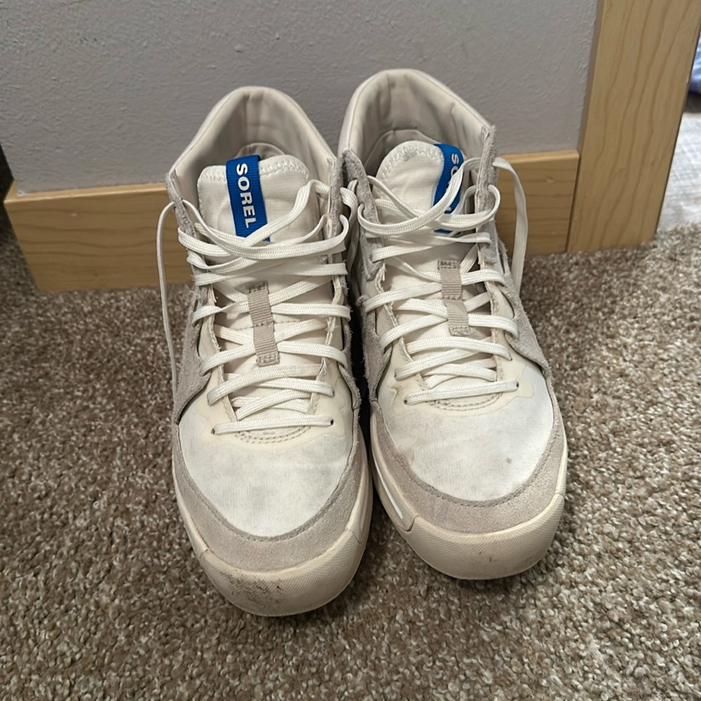 Sorel sneakers